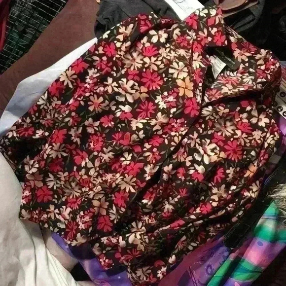 WOMENS floral button up - Picture 1 of 1